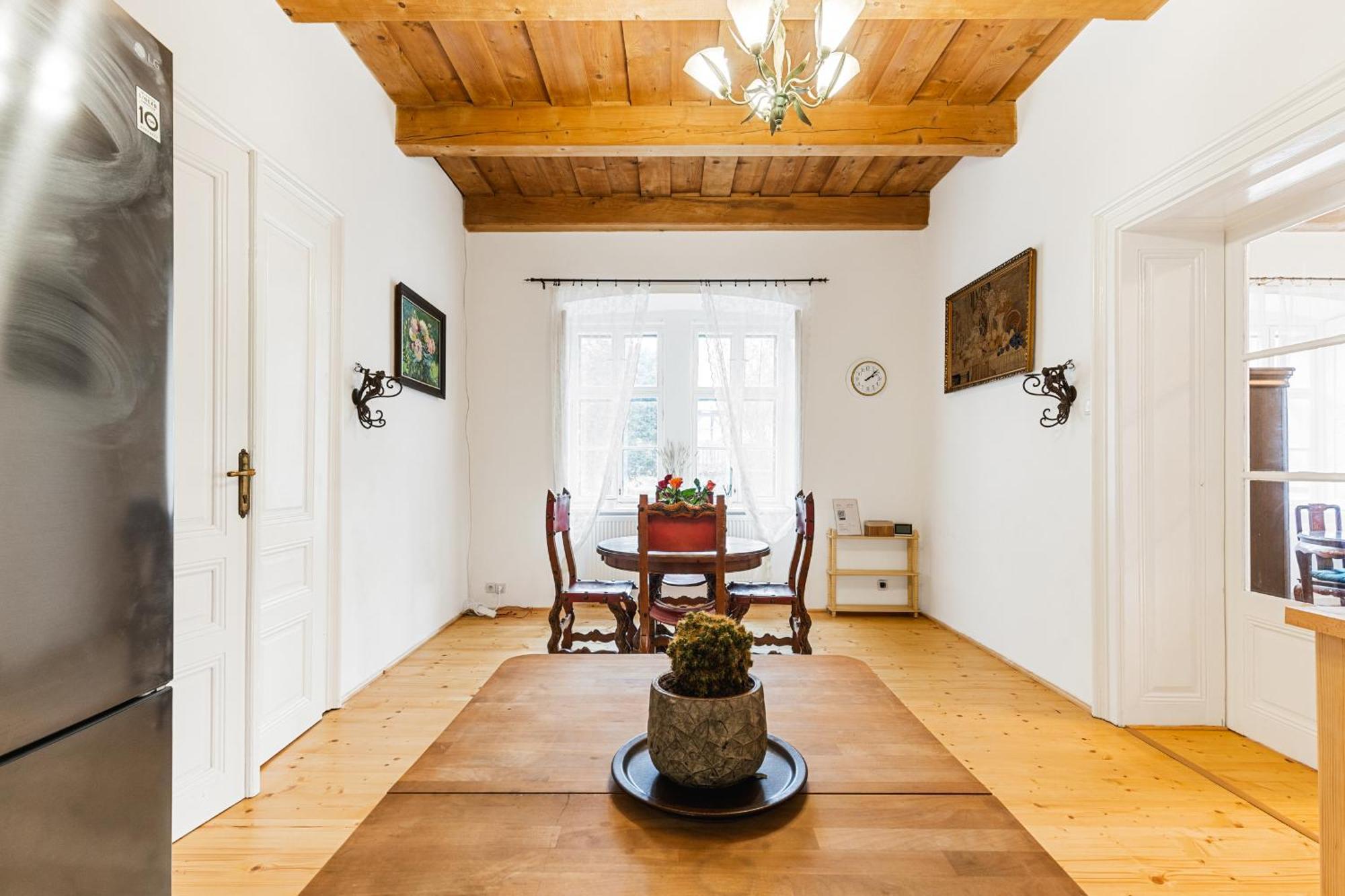 Sovi Dom- Historicke Apartmany Z 19 Storocia, 4Km Od Banskej Stiavnice Svätý Anton Eksteriør billede